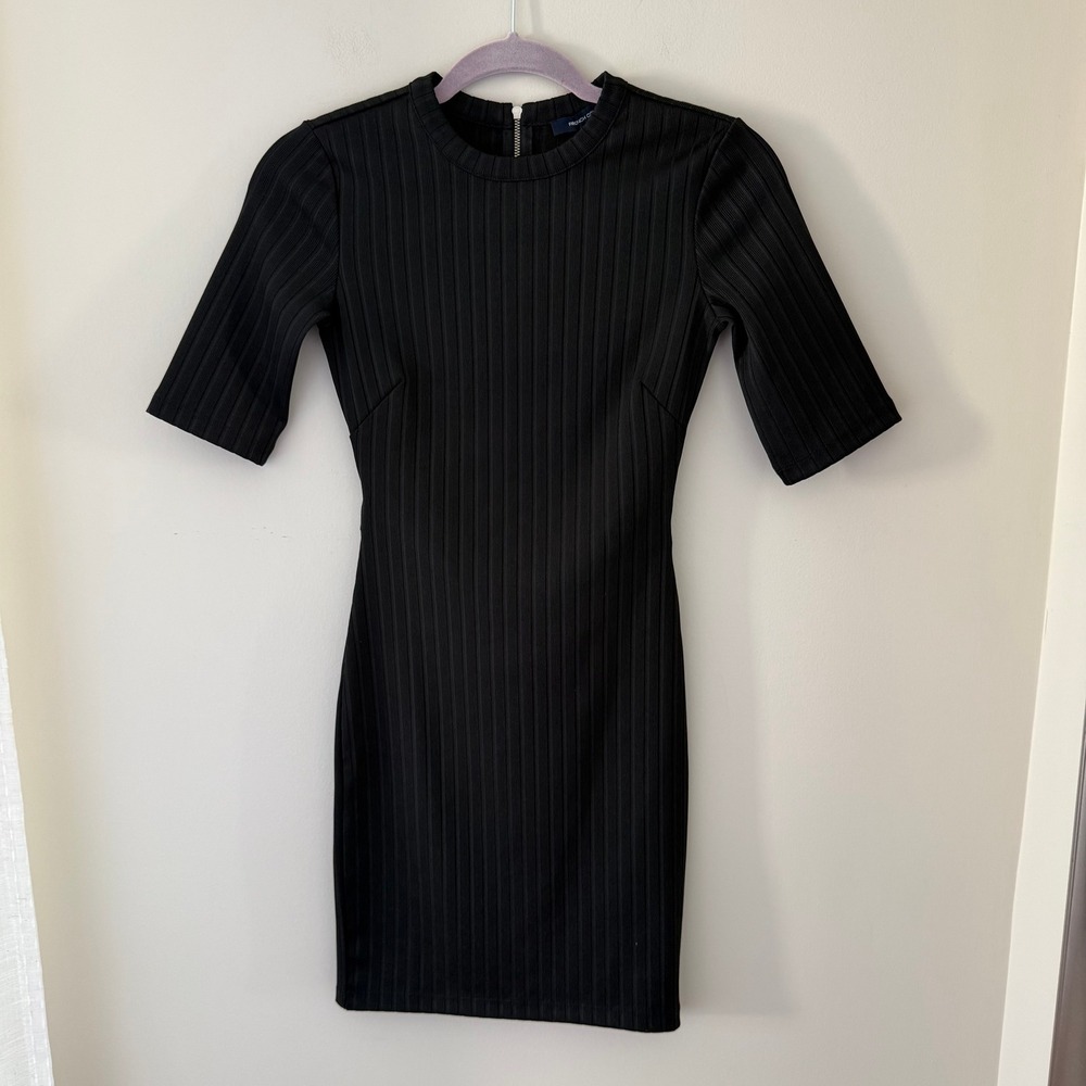 French Connection Black Ribbed Cut-Out Back Sheath Dress Size 0 Exposed Zipper